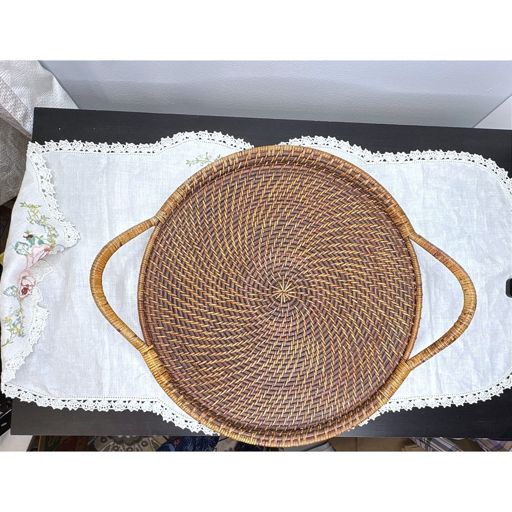 Pampered Chef Woven Selections Rattan Round Serving Tray with Handles Brown